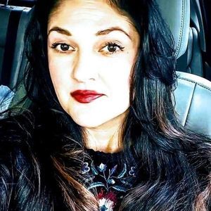 Meet your Posher, Renee